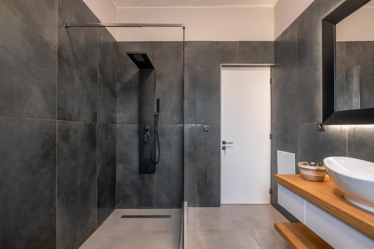 הוילה פלאסרנה Alexandros Luxury House מראה חיצוני תמונה