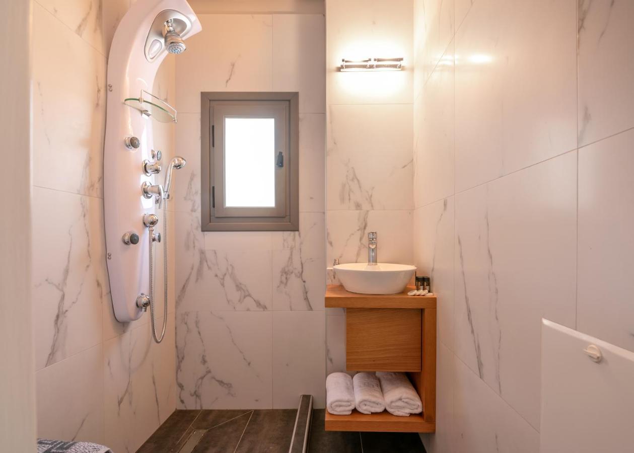 הוילה פלאסרנה Alexandros Luxury House מראה חיצוני תמונה