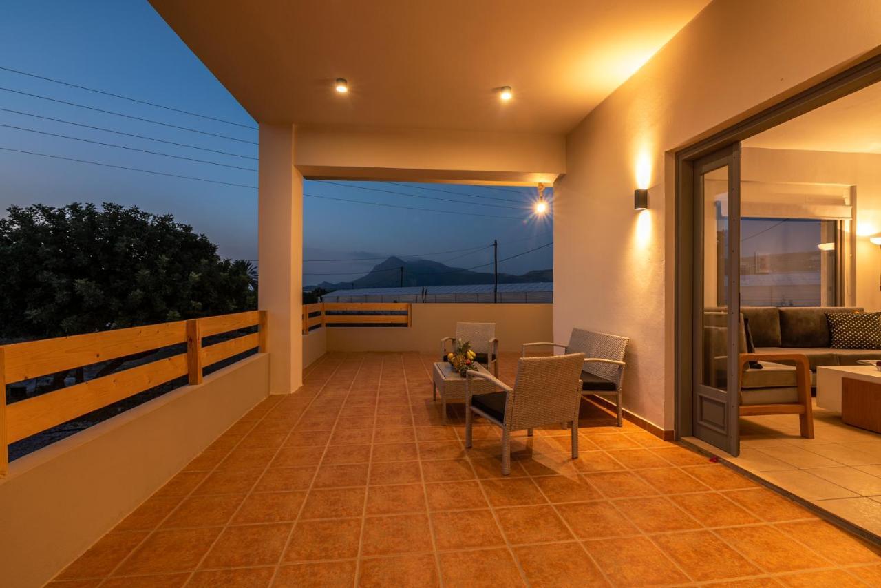 הוילה פלאסרנה Alexandros Luxury House מראה חיצוני תמונה
