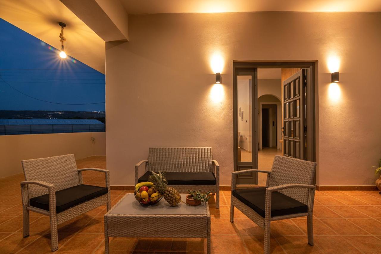 הוילה פלאסרנה Alexandros Luxury House מראה חיצוני תמונה